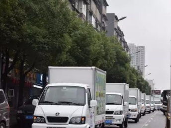 圖 租大中巴上下班報(bào)價(jià)表 番禺區(qū)租大中巴上下班租車公司 廣州租車